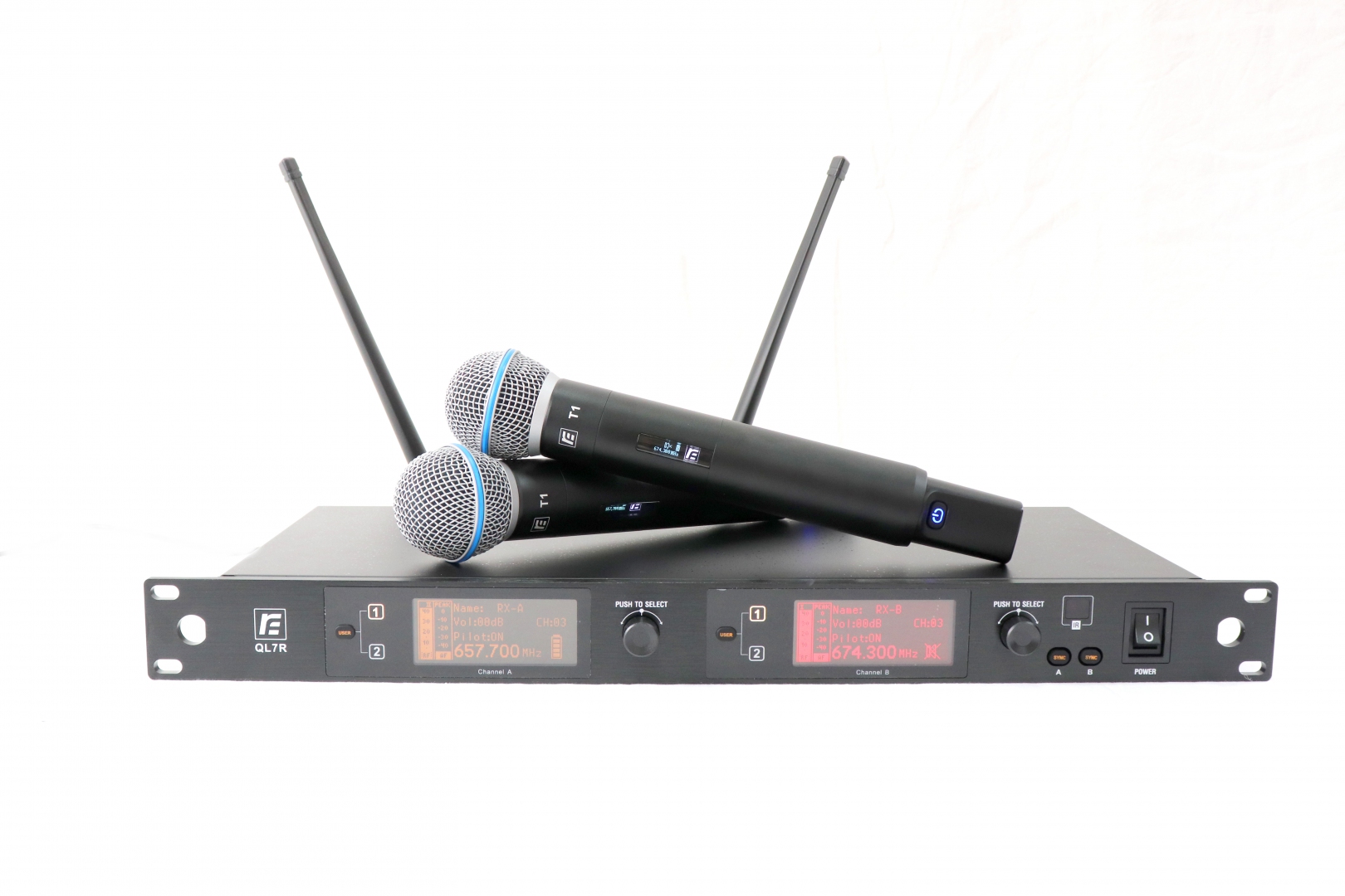 RFIntell QL7R/T1-A 651,800-683,400 МГц 2-канальная радиосистема с 2-мя ручными микрофонами в Московской области